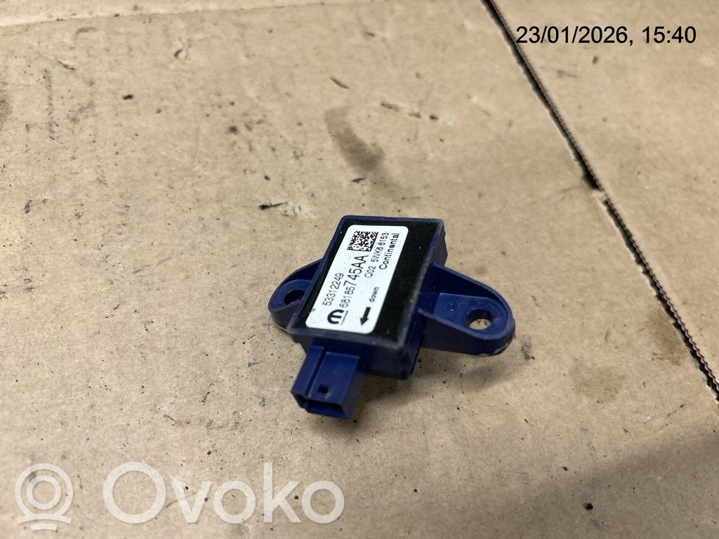 Sensor impacto/accidente para activar Airbag   68185745AA
