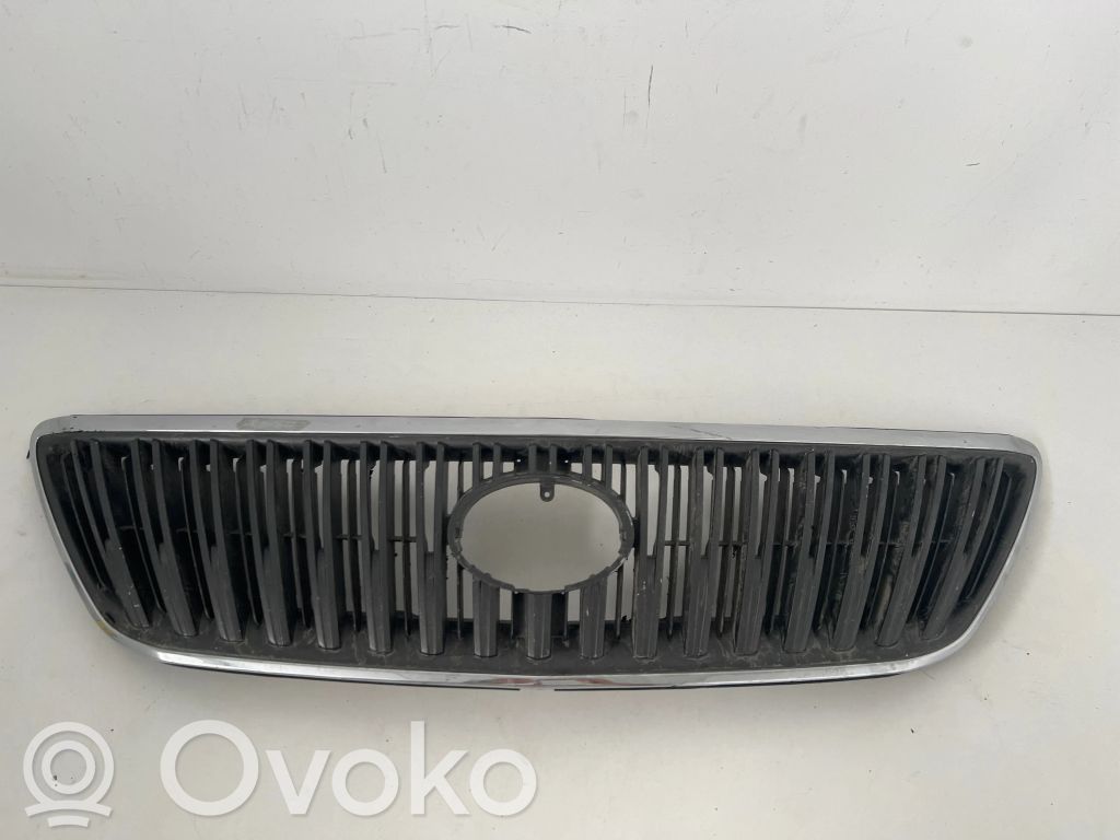 Lexus RX 300 Etupuskurin ylempi jäähdytinsäleikkö 