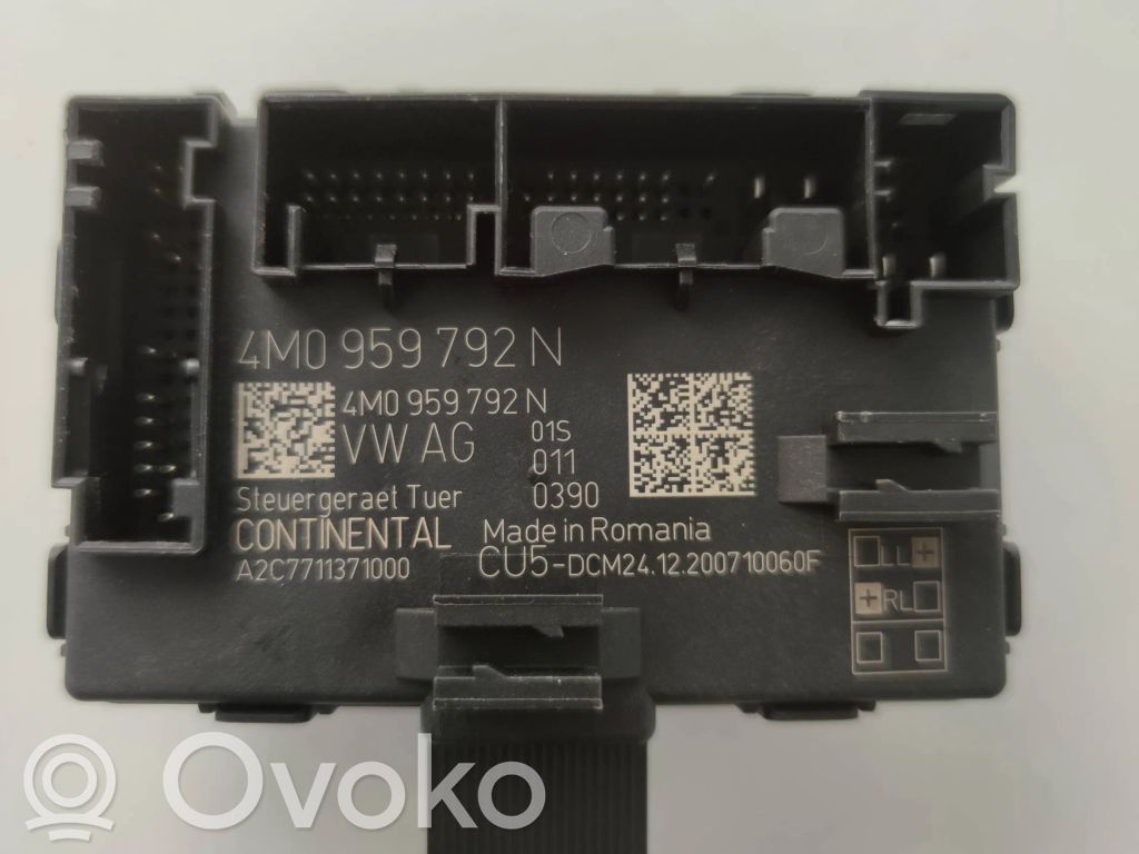 Unité de commande module de porte   4M0959792N