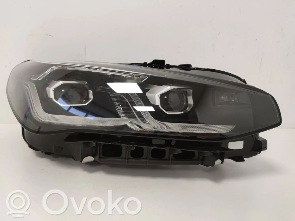 BMW 2 Active Tourer U06 Scheinwerfer 
