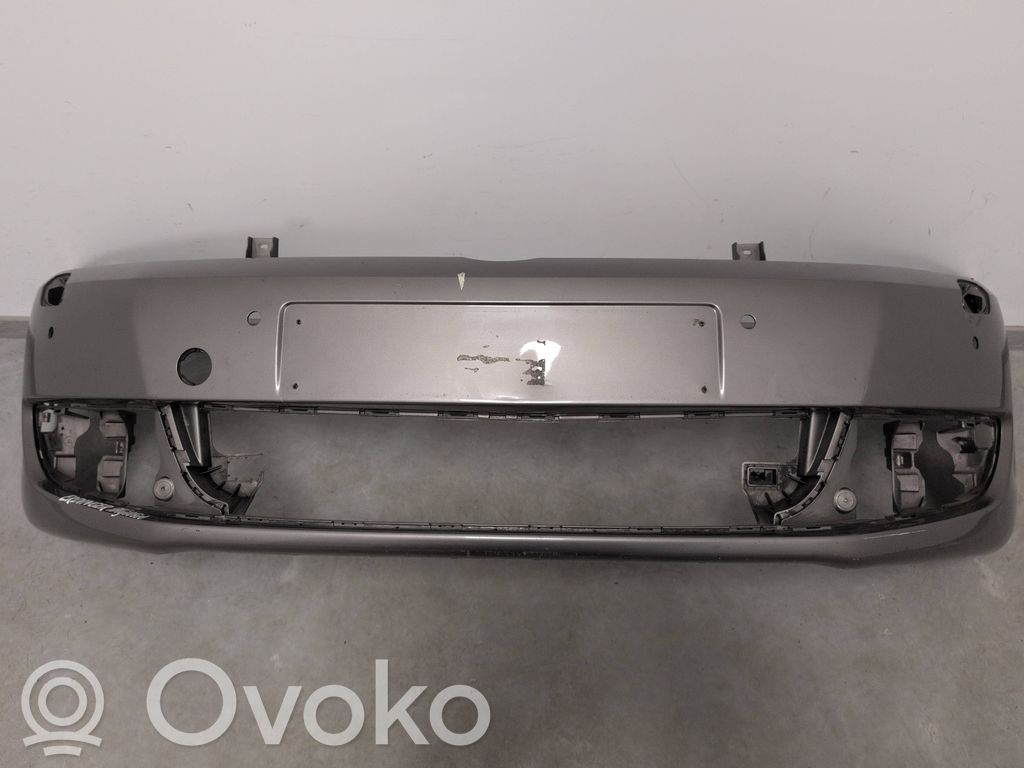 Volkswagen Golf VI Front bumper 