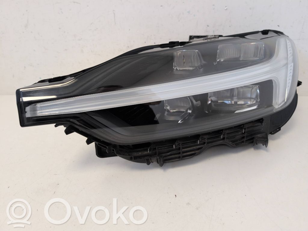 Volvo XC60 Phare frontale 