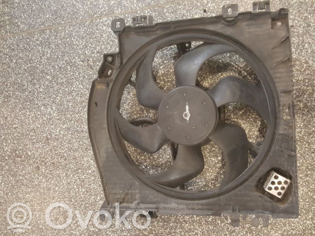 Nissan Note (E11) Elektrinis radiatorių ventiliatorius 