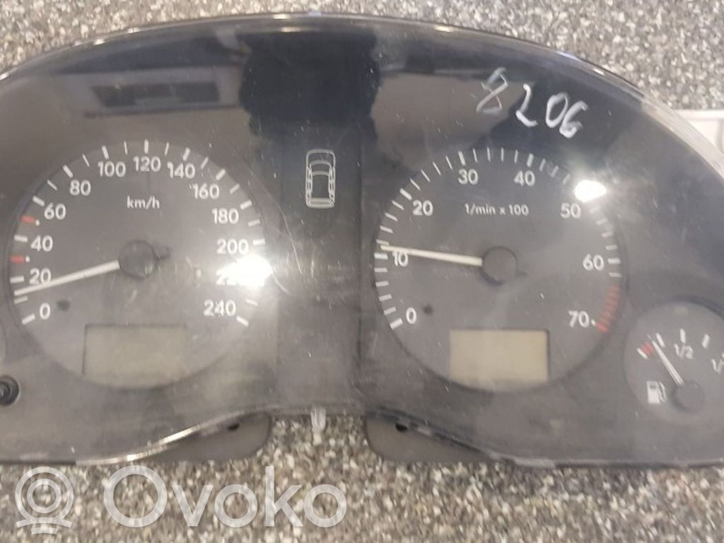 Speedometer (instrument cluster)   95VW10849VB