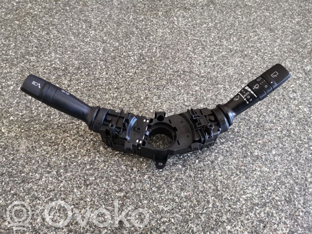 Hyundai i40 Wiper turn signal indicator stalk/switch 