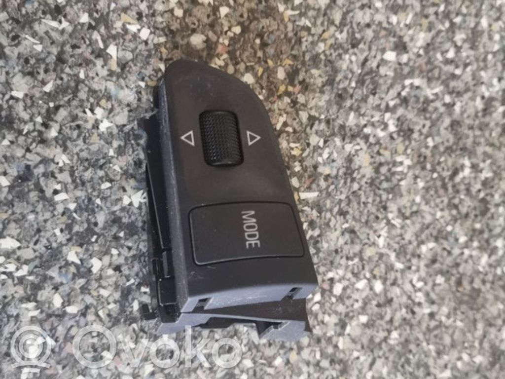 Audi A8 S8 D3 4E Interruptores/botones de la columna de dirección 