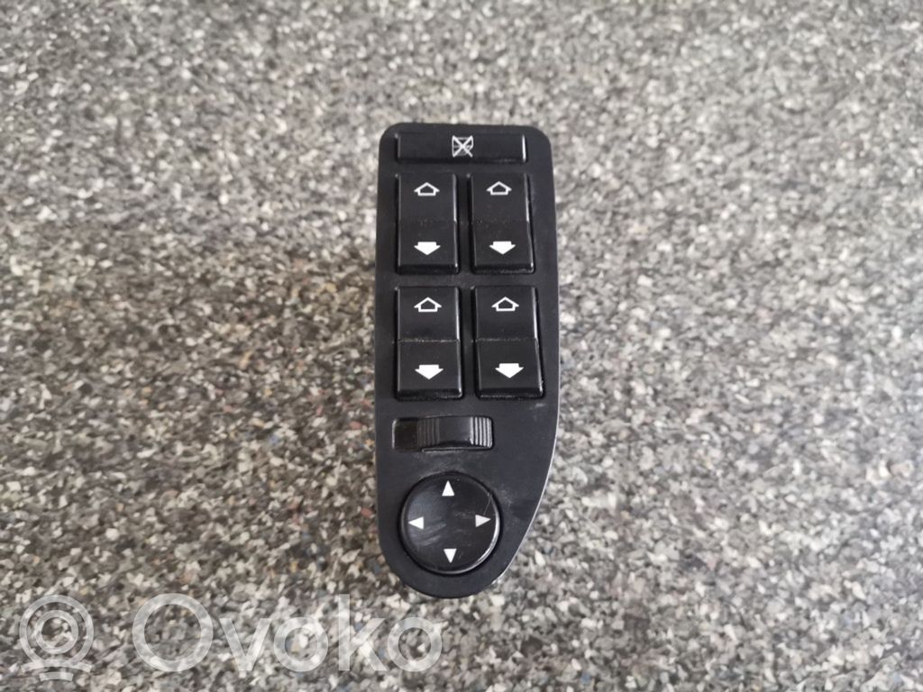 BMW 5 E39 Electric window control switch 
