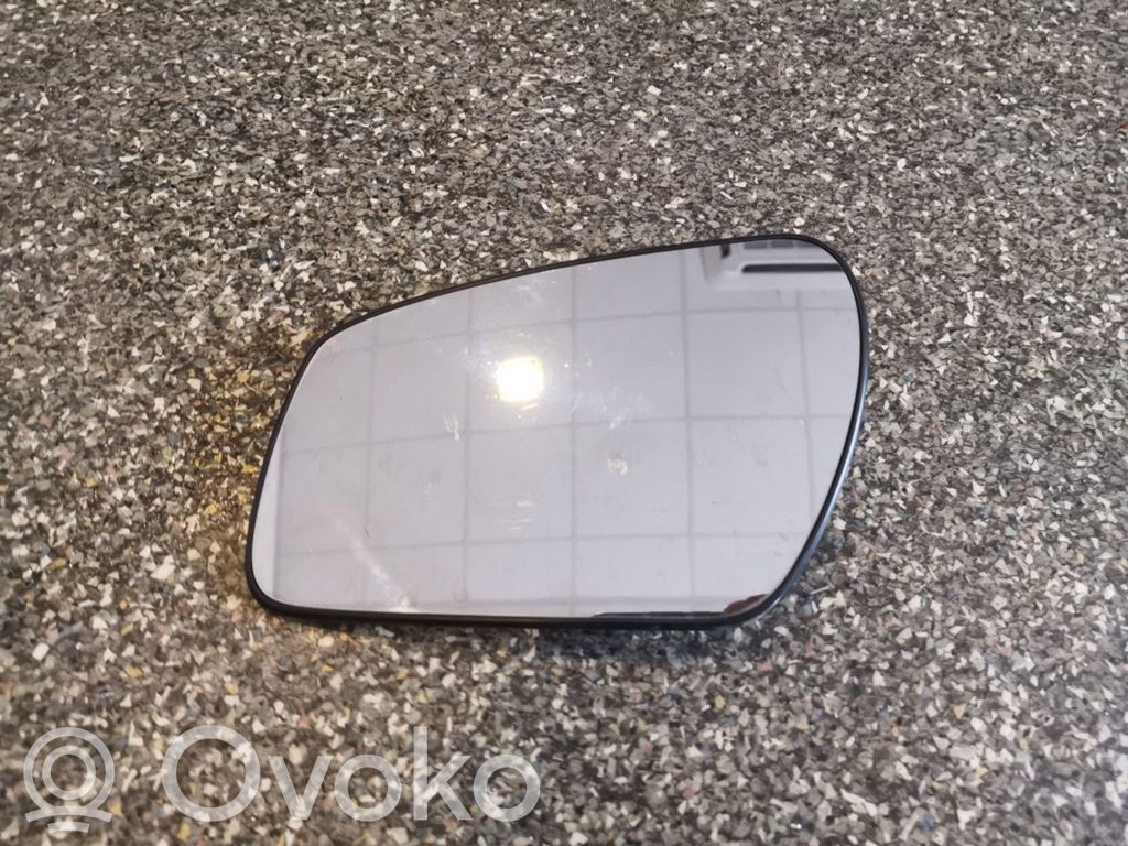 Ford Focus Spoguļa stikls 