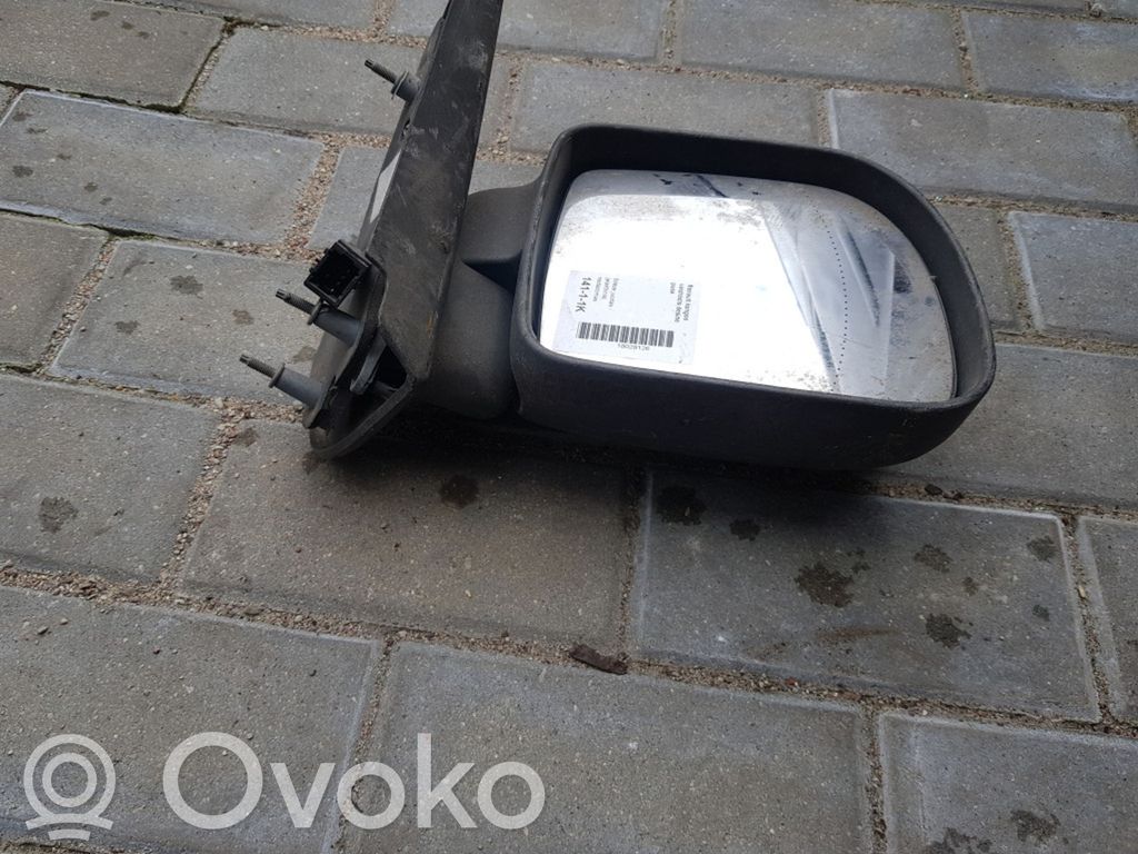 Elektryczne lusterko boczne drzwi przednich   01038