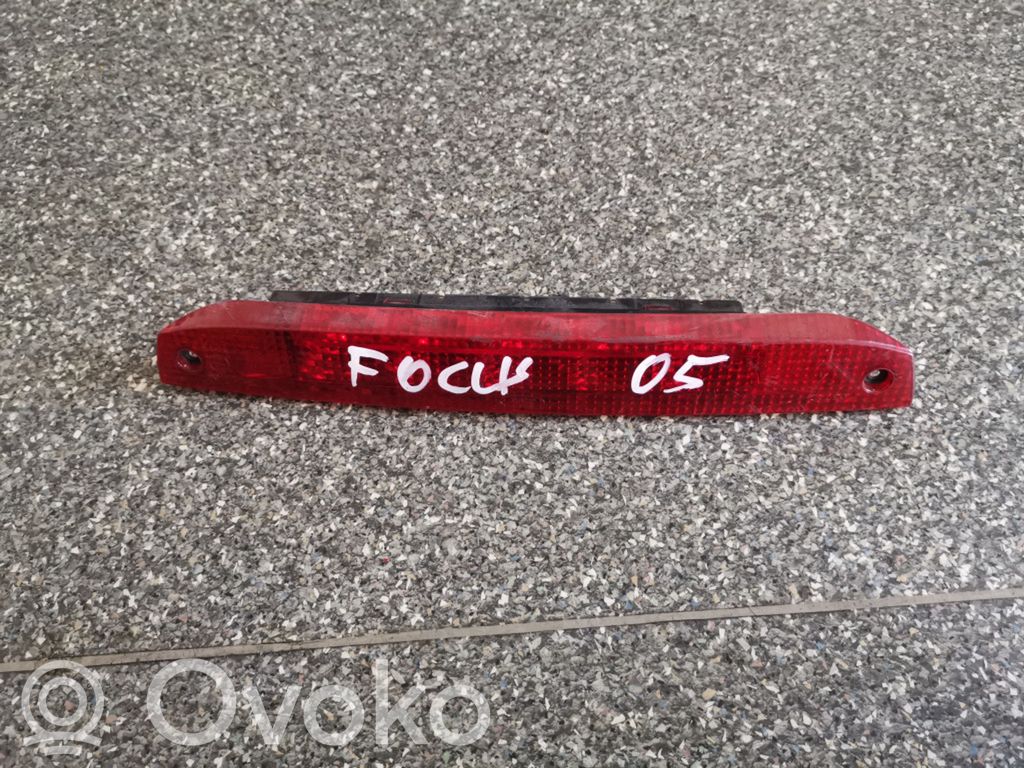 Ford Focus Third/center stoplight 