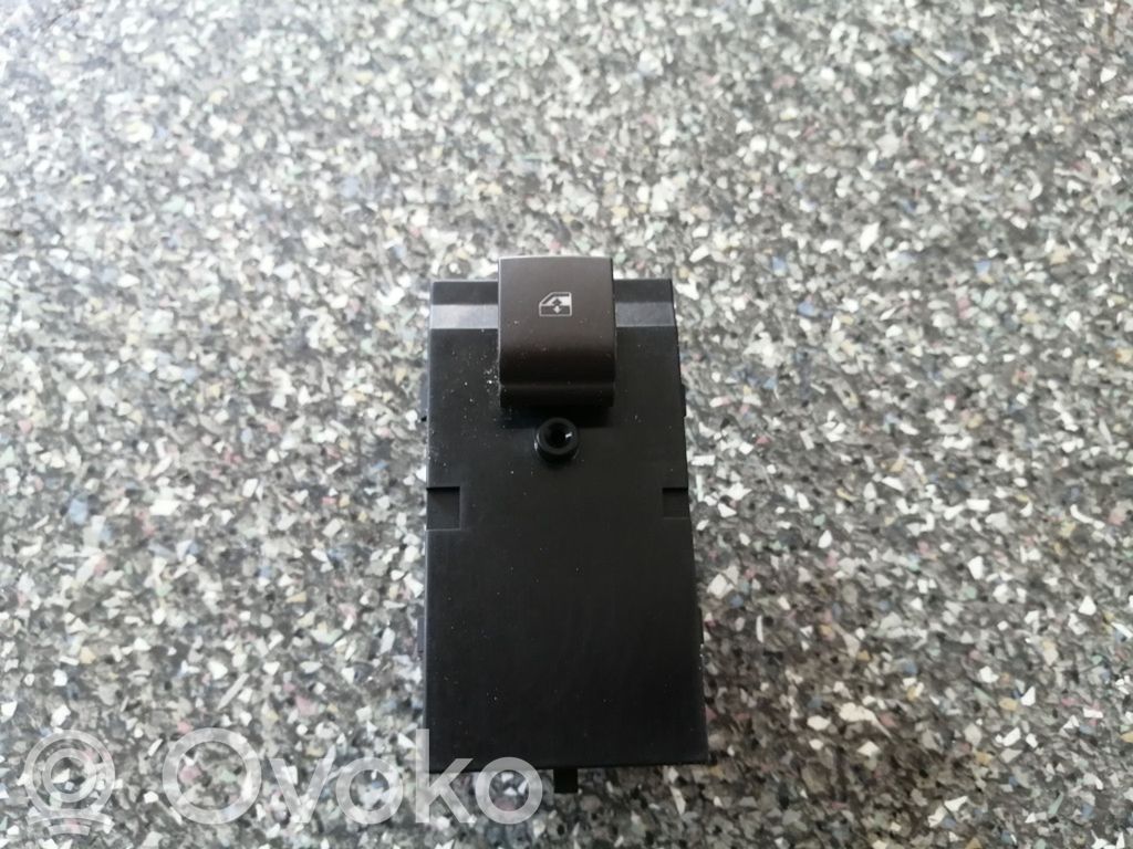 Buick Encore I Electric window control switch 