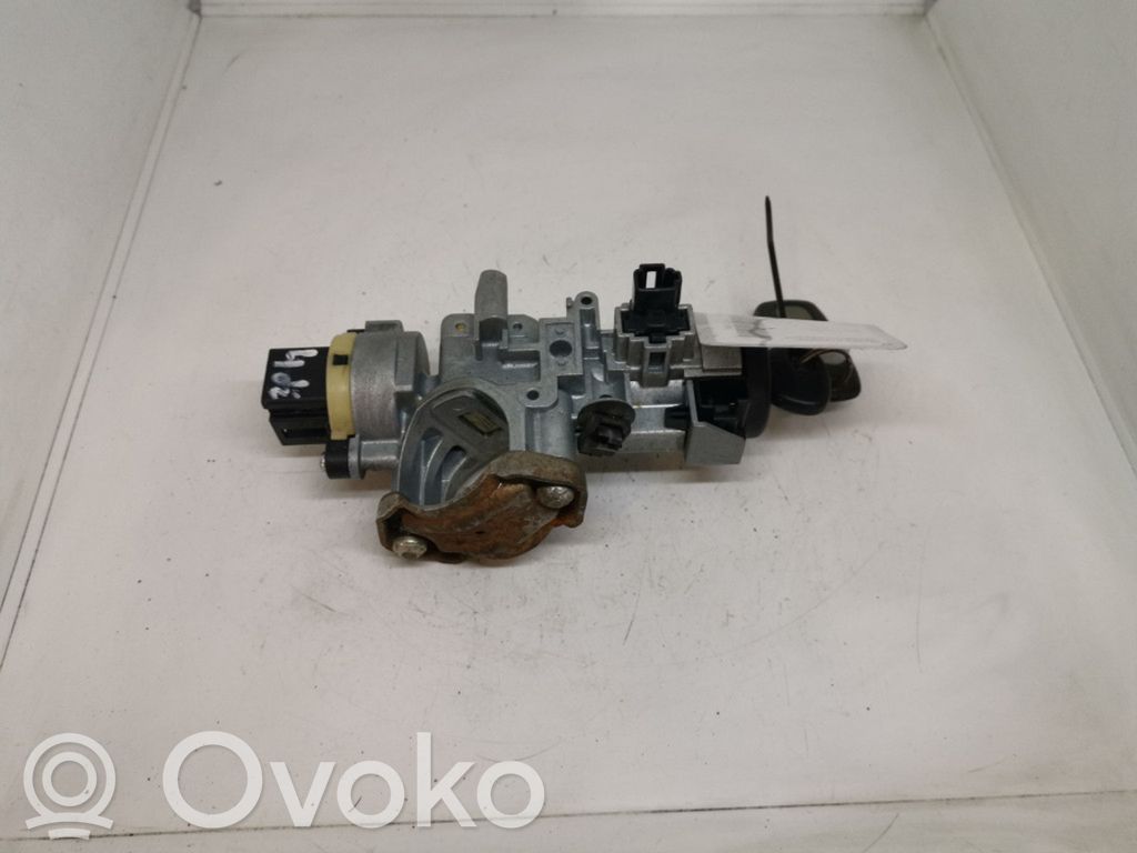 Mazda Premacy Užvedimo spynelė 