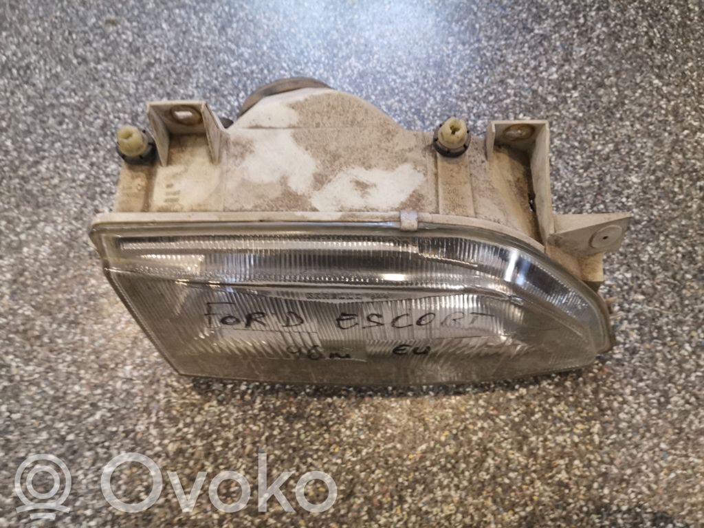 Headlight/headlamp   93AG13005C2C