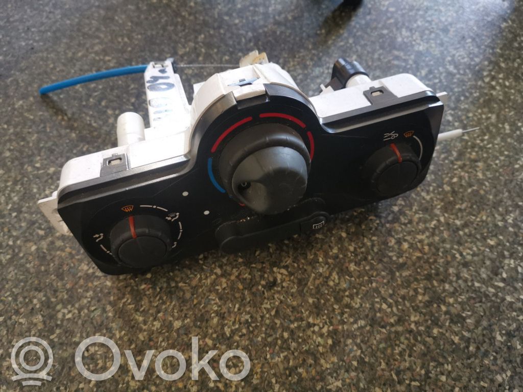 Renault Clio II Climate control unit 
