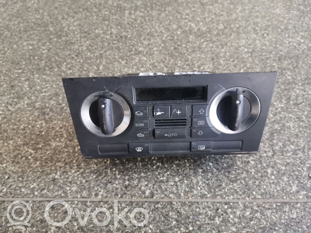 Audi A3 S3 8P Climate control unit 