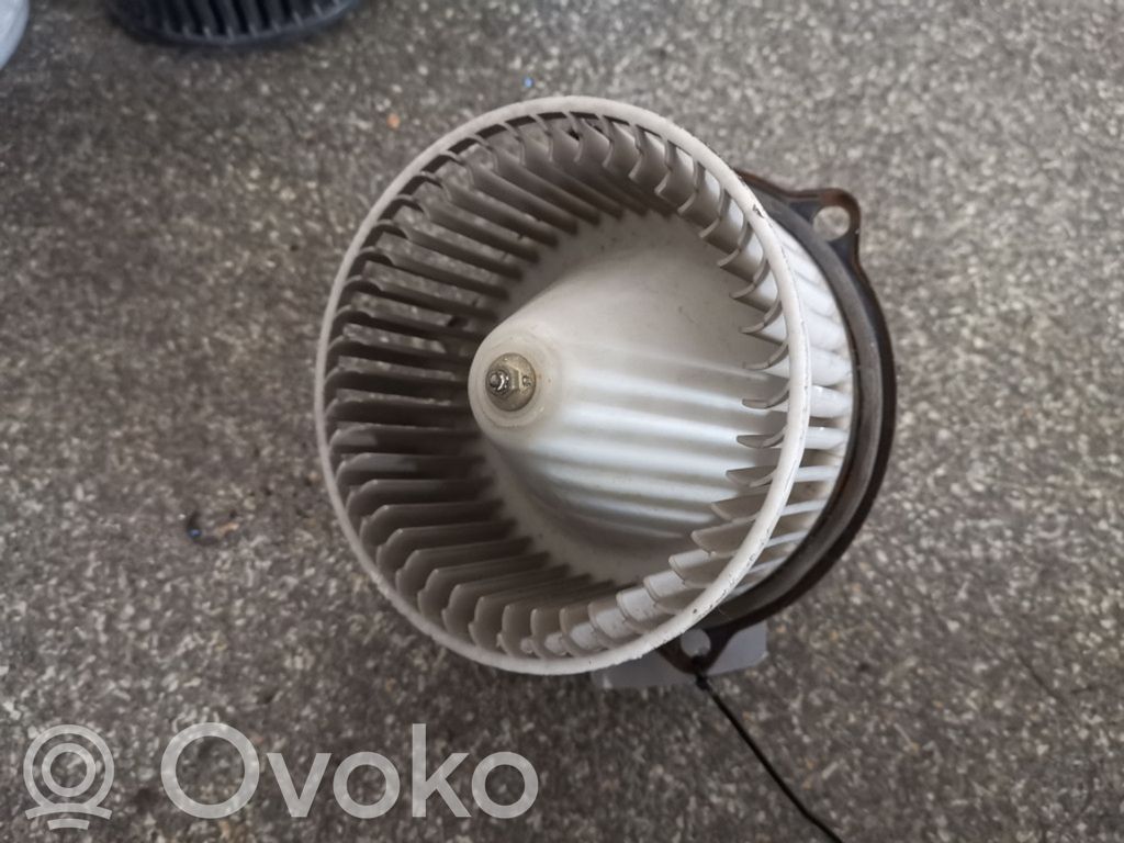 Mazda 626 Lämmittimen puhallin 