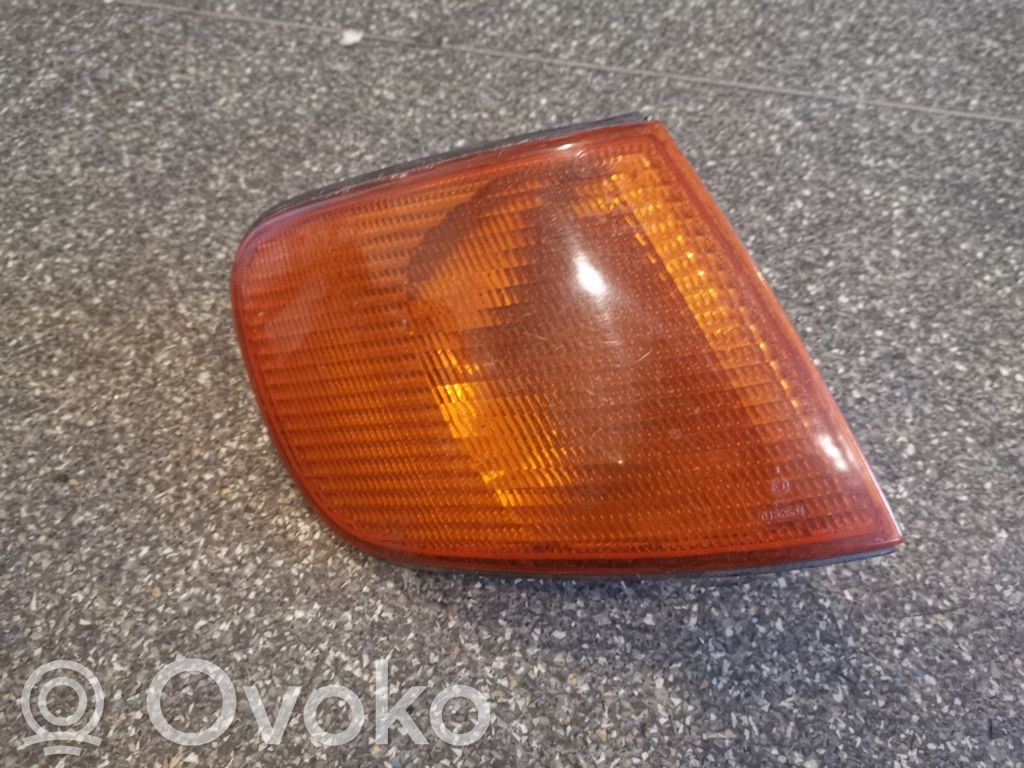 Audi A6 S6 C4 4A Front indicator light 