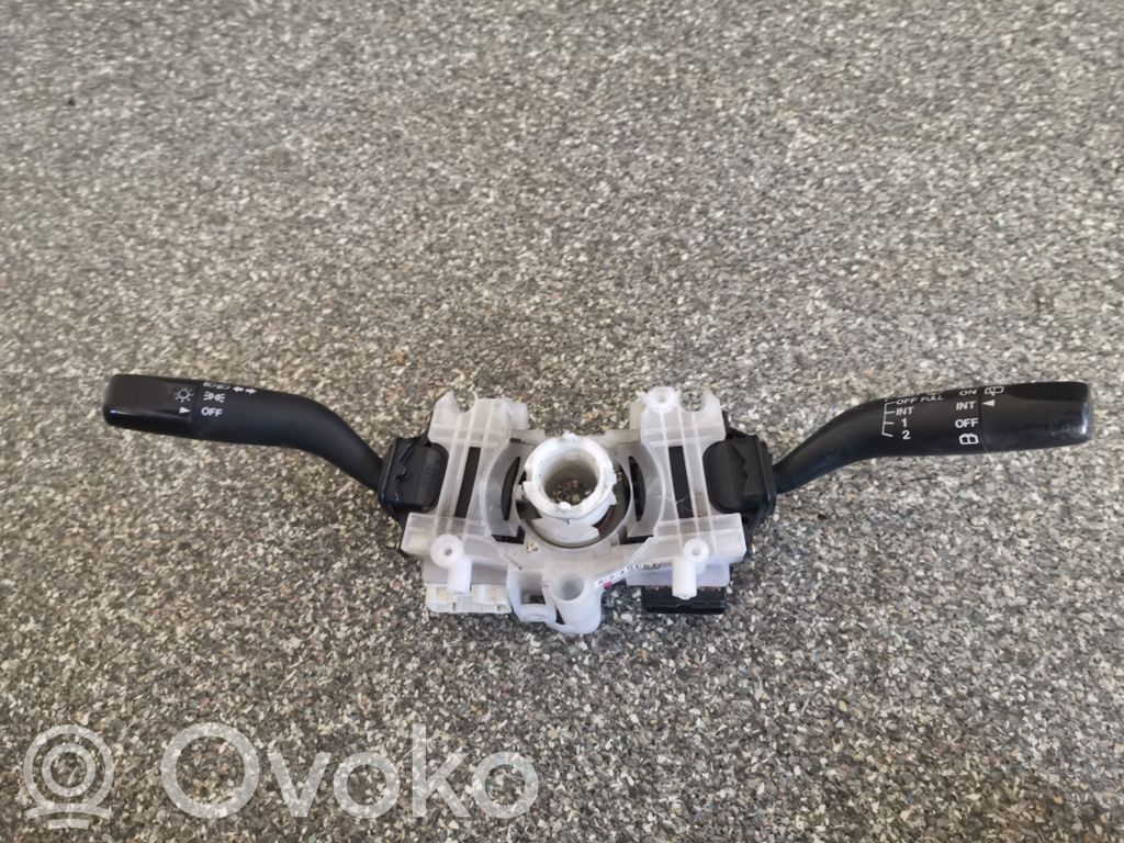Mazda Premacy Rokturu komplekts 