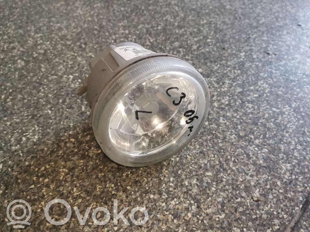Citroen C3 Miglas lukturis priekšā 