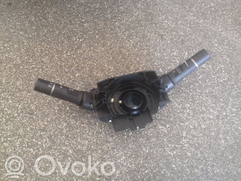 Mazda 6 Wiper turn signal indicator stalk/switch 