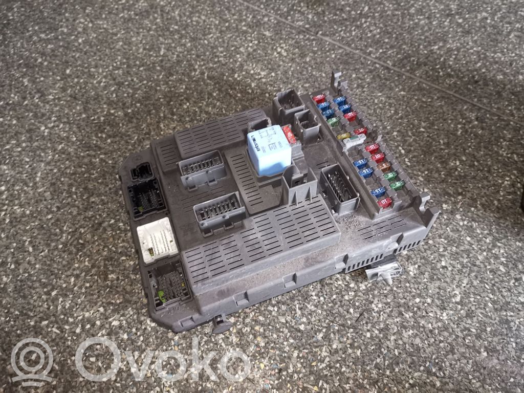 Fuse module   9644460280