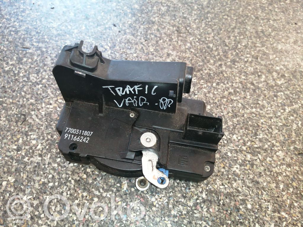 Renault Trafic II (X83) Etuoven lukko 