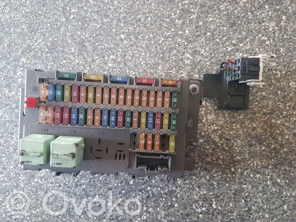 Mini One - Cooper R50 - 53 Fuse module 