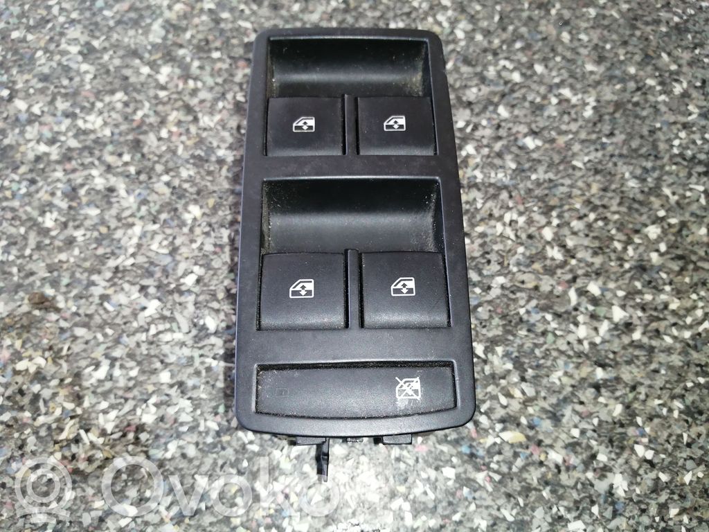 Opel Insignia A Electric window control switch 
