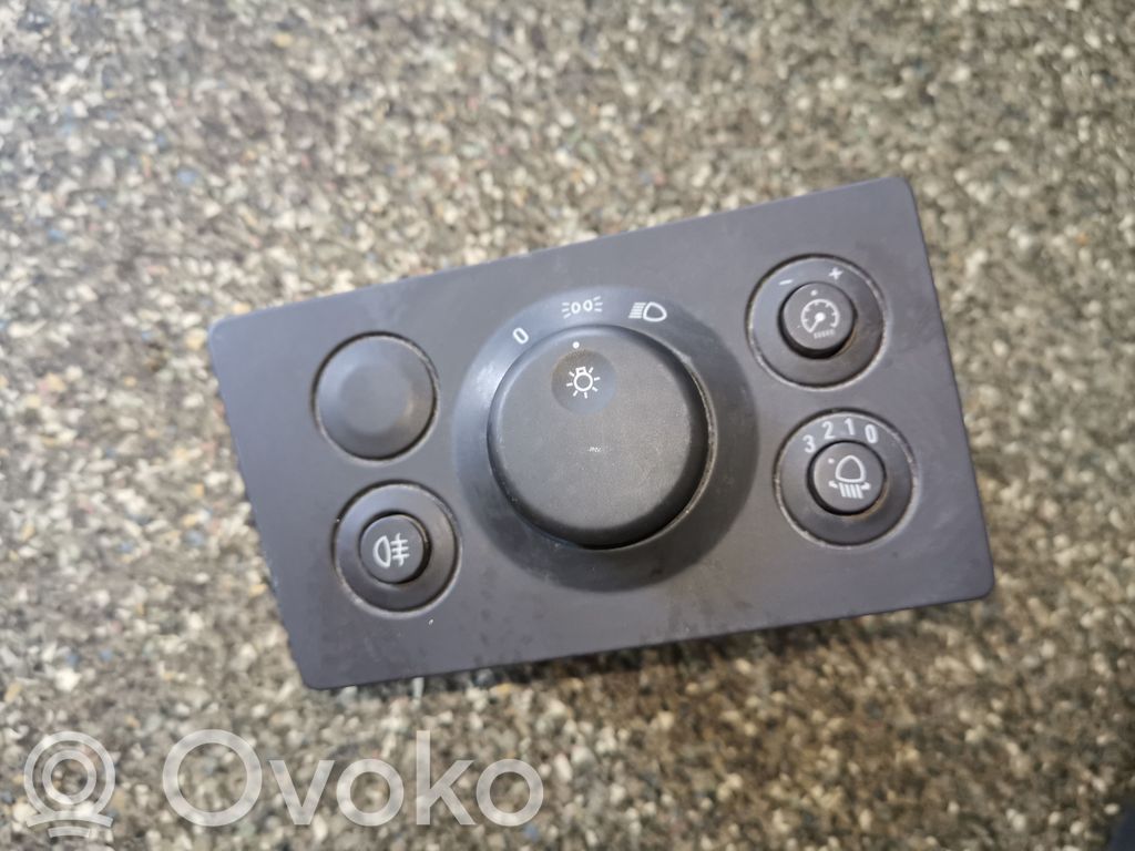 Opel Zafira B Light switch 