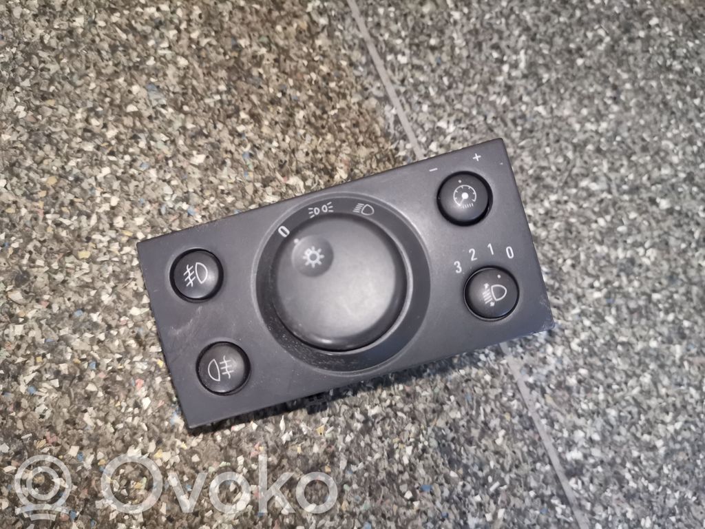 Opel Vectra C Light switch 