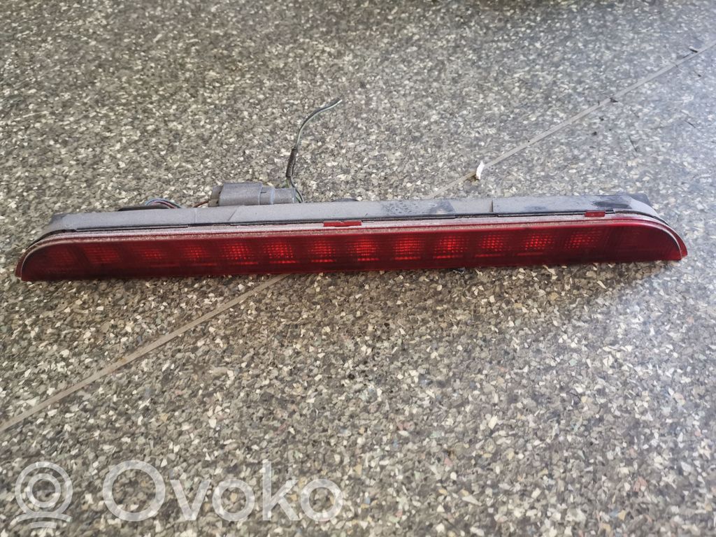 Jaguar X-Type Third/center stoplight 