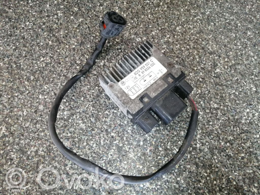 Audi A6 S6 C5 4B Coolant fan relay 
