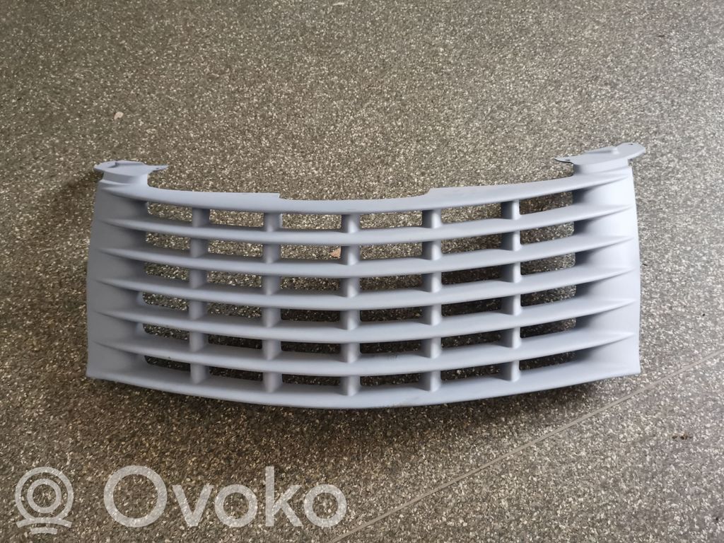 Chrysler PT Cruiser Etupuskurin ylempi jäähdytinsäleikkö 