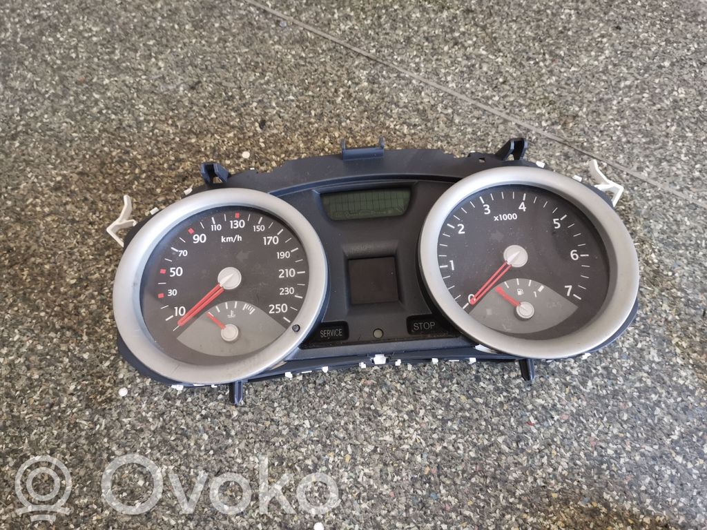 Renault Megane II Speedometer (instrument cluster) 