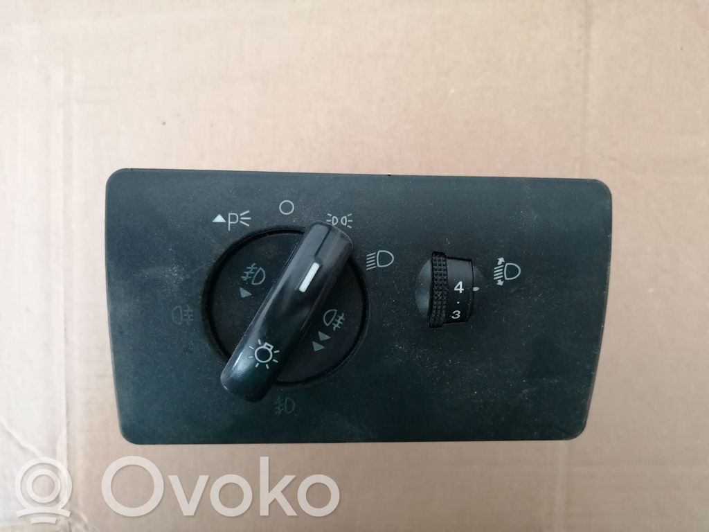 Ford Mondeo Mk III Light switch 