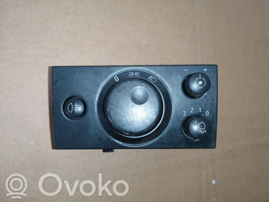 Opel Vectra C Light switch 