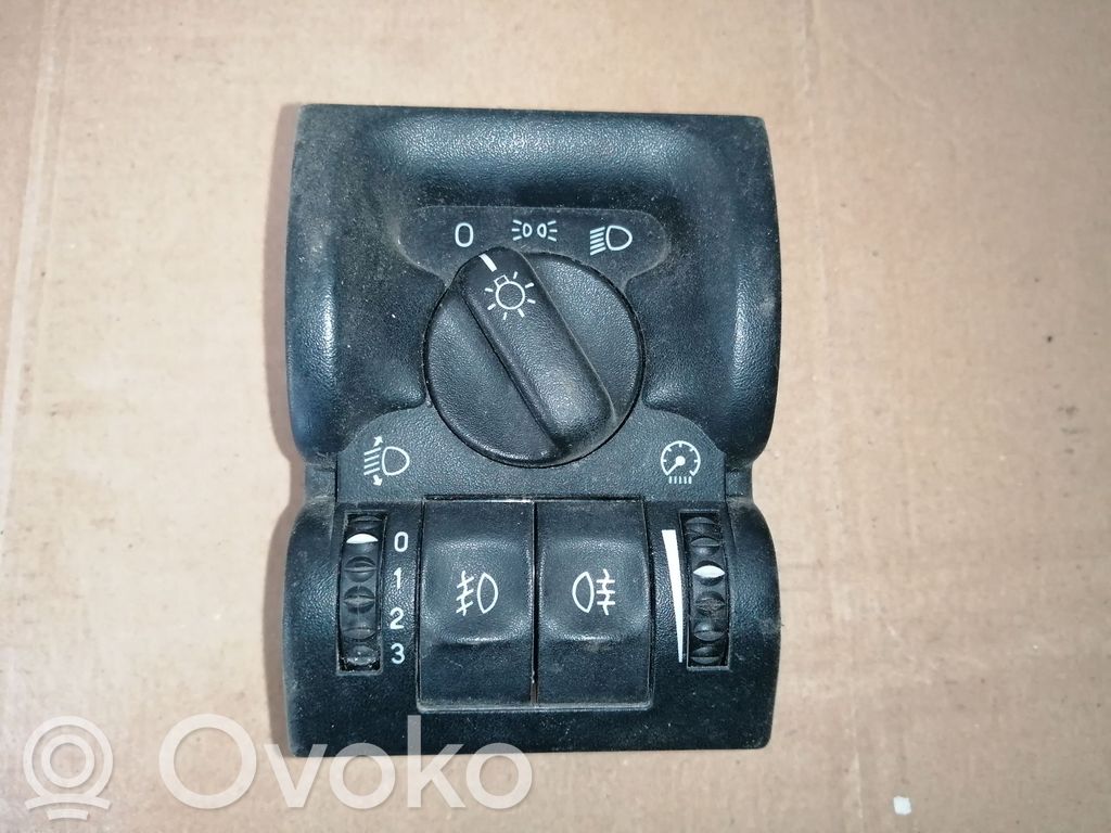 Opel Vectra B Light switch 