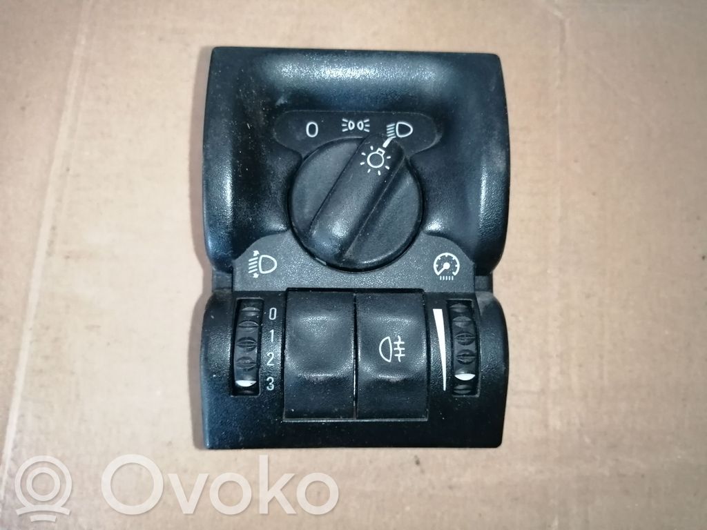 Opel Vectra B Light switch 