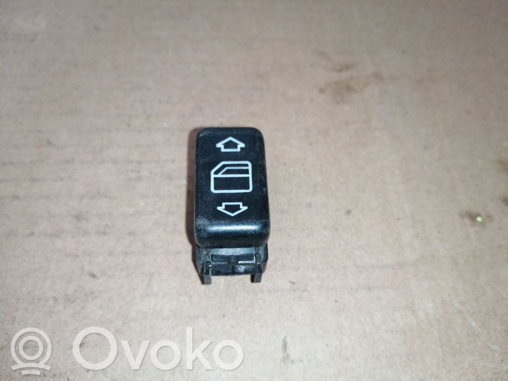 Mercedes-Benz E W124 Electric window control switch 