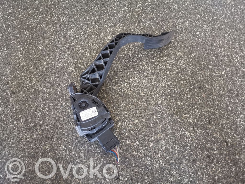 Citroen C3 Picasso Accelerator throttle pedal 