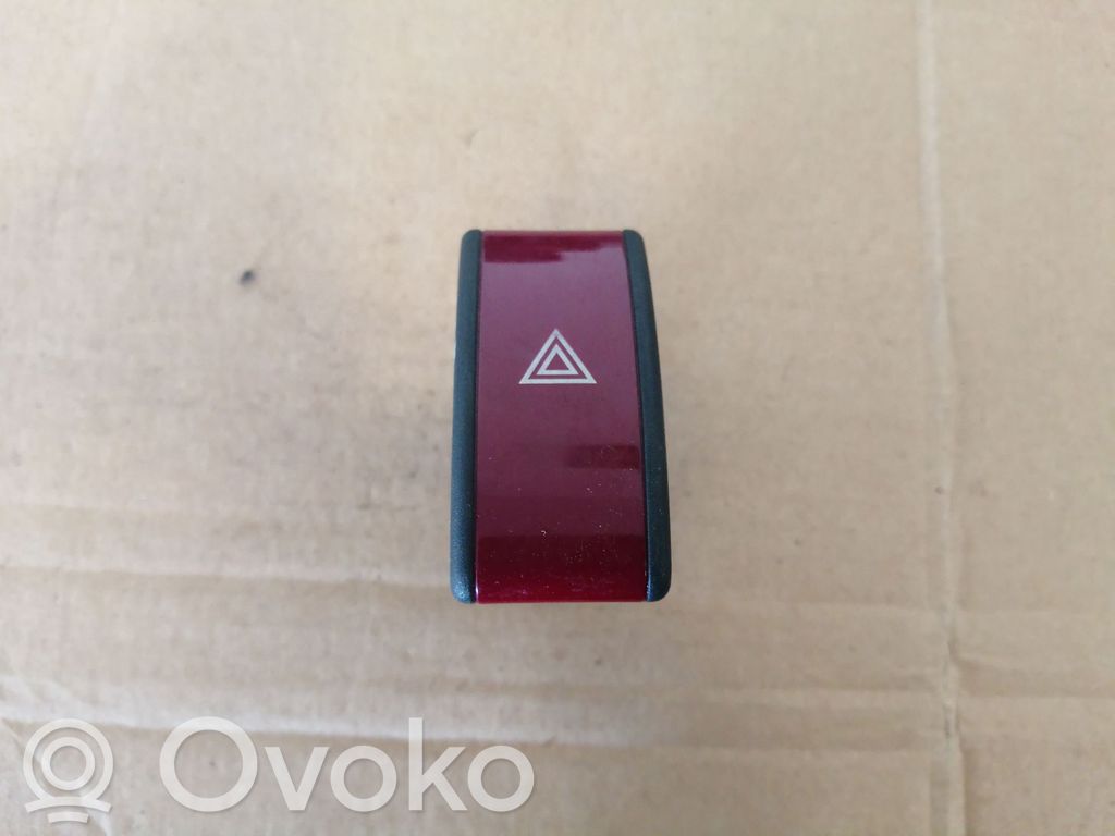 Opel Corsa C Hazard light switch 