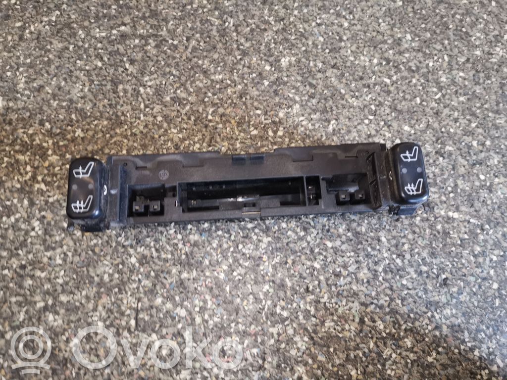 Mercedes-Benz C W202 Seat heating switch 