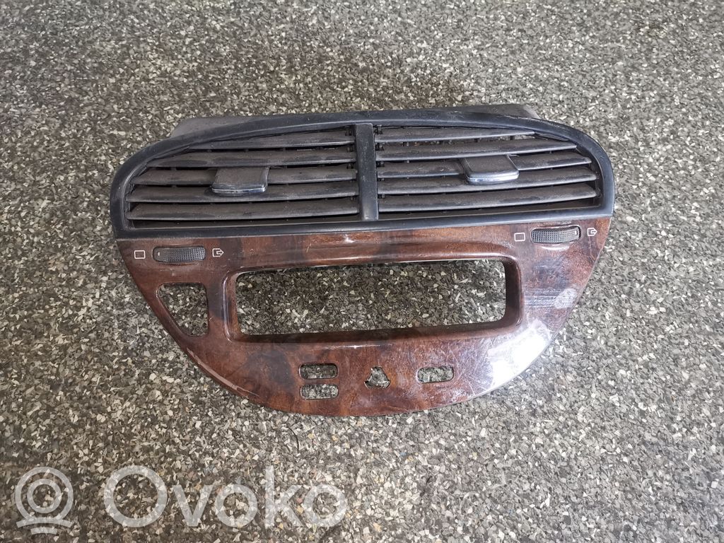 Peugeot 607 Grilă ventilație centrală 