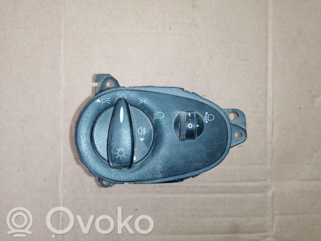 Ford Focus Light switch 