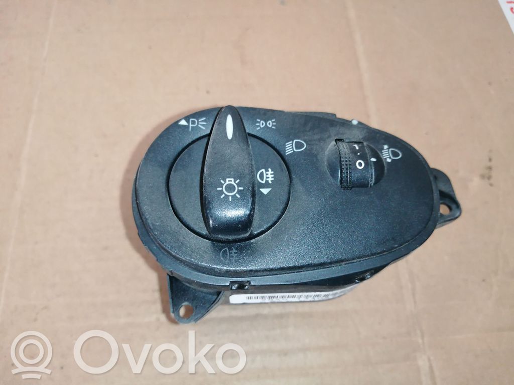 Ford Focus Light switch 