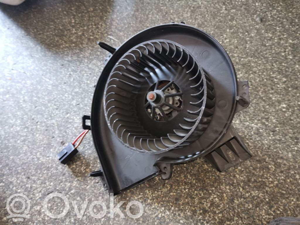 Opel Corsa C Mazā radiatora ventilators 