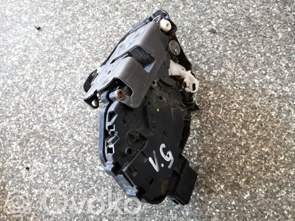 Volvo V50 Priekinė durų spyna 
