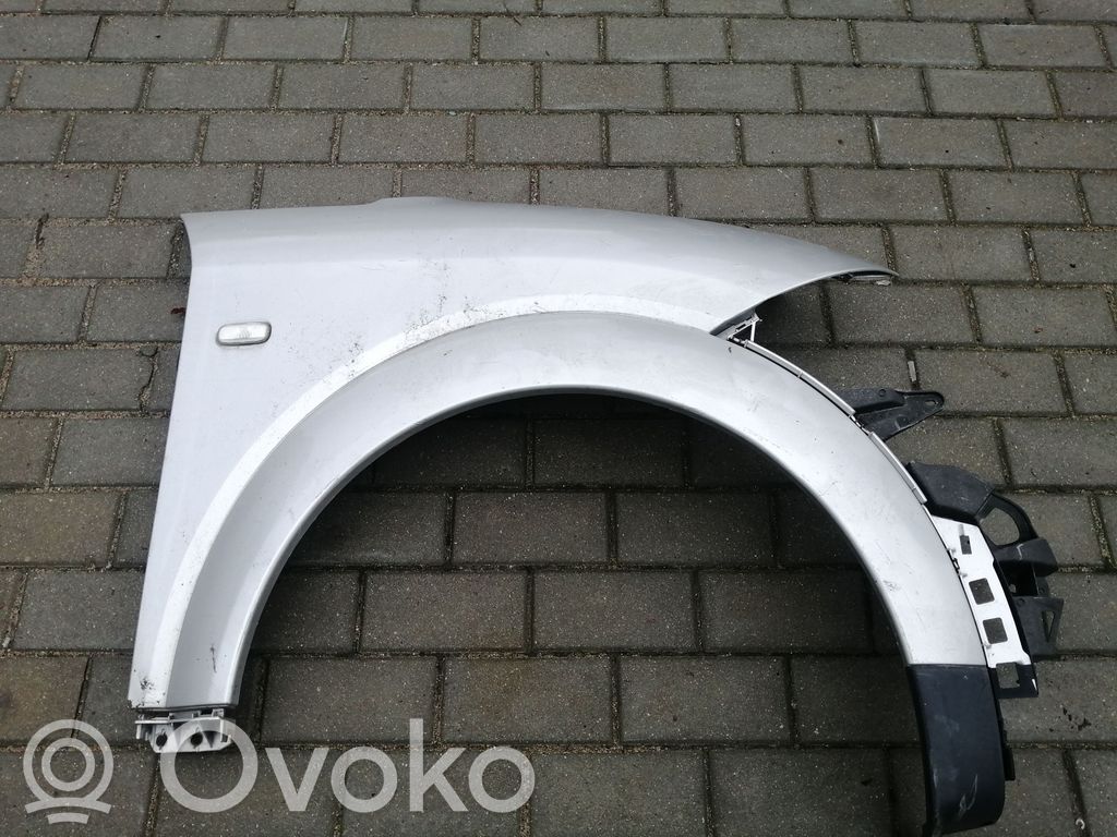 Sparnas   8Z0821022B