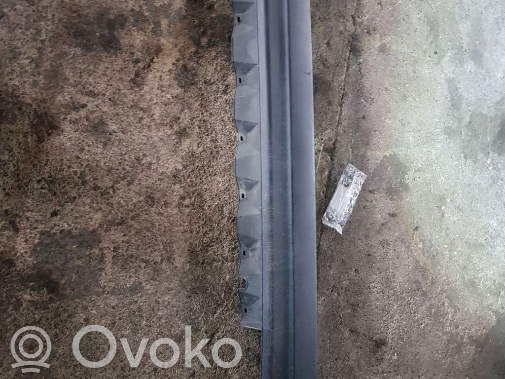 BMW X3 E83 Sill 