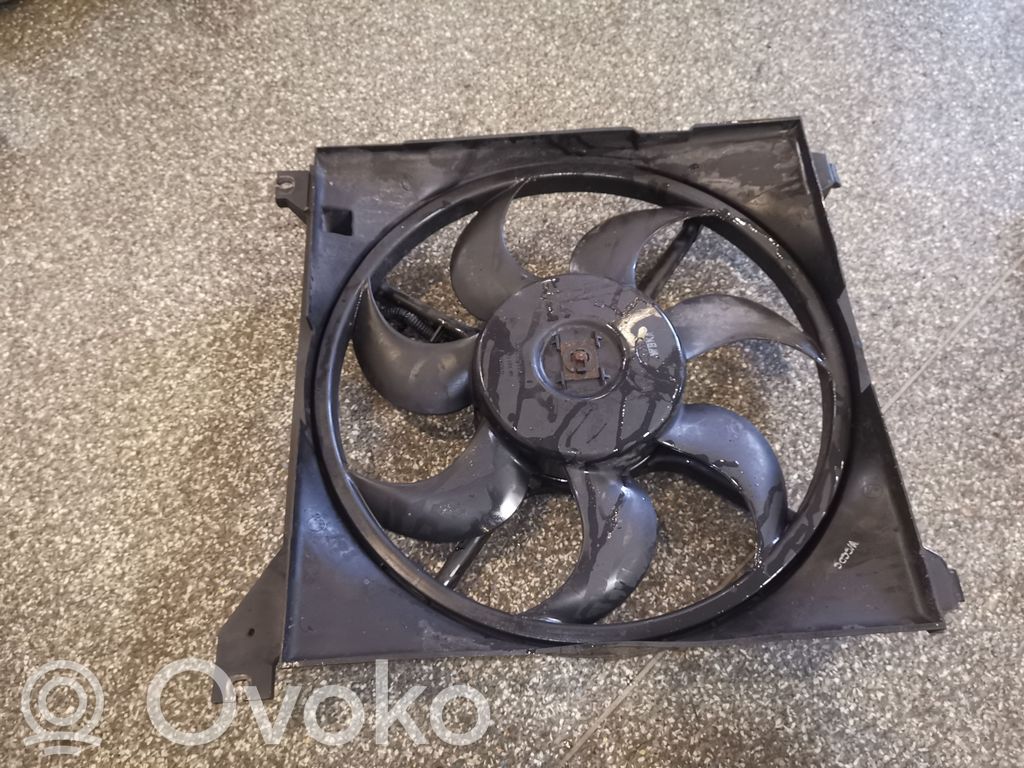 Hyundai Santa Fe Elektryczny wentylator chłodnicy 